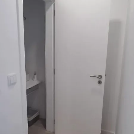 Charming Little House Apartman