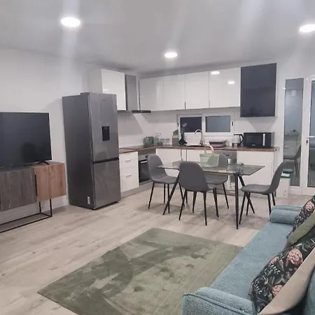 Charming Little House Апартаменты Паул-ду-Мар