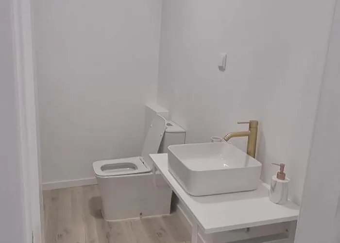 דירה Charming Little House